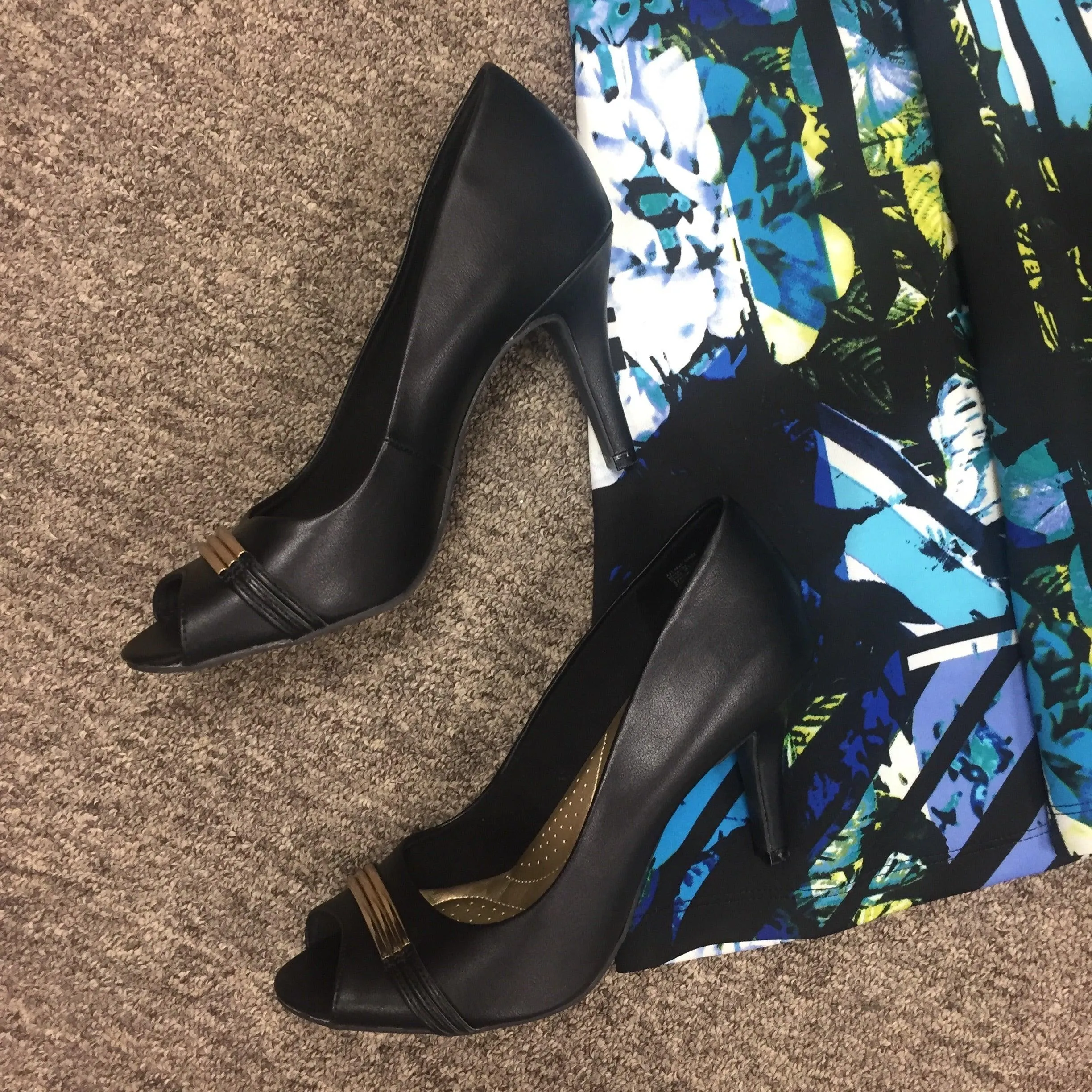 Dexflex Black Heels, Size 9