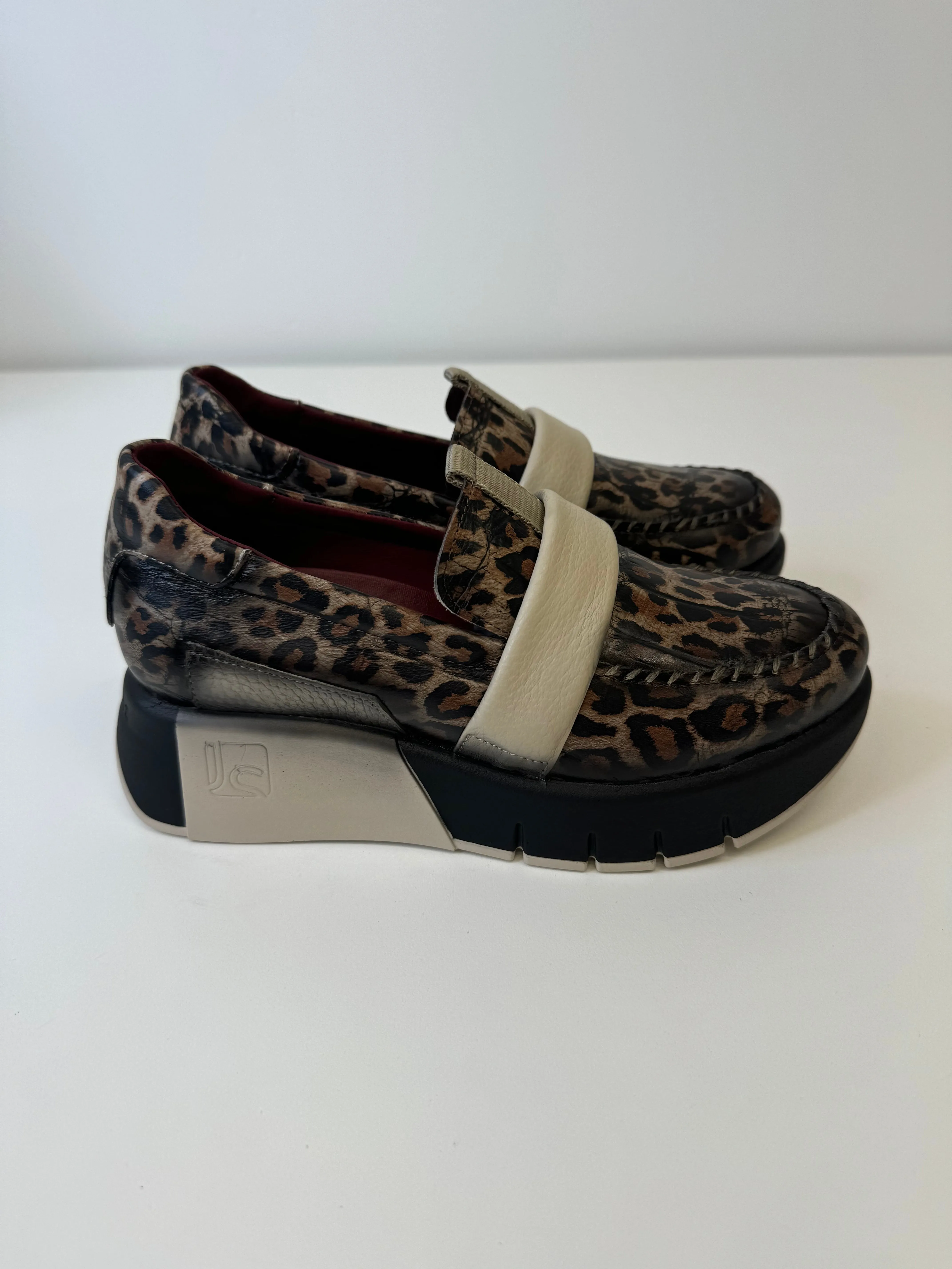 JOSE SAENZ Leopard Print Loafers