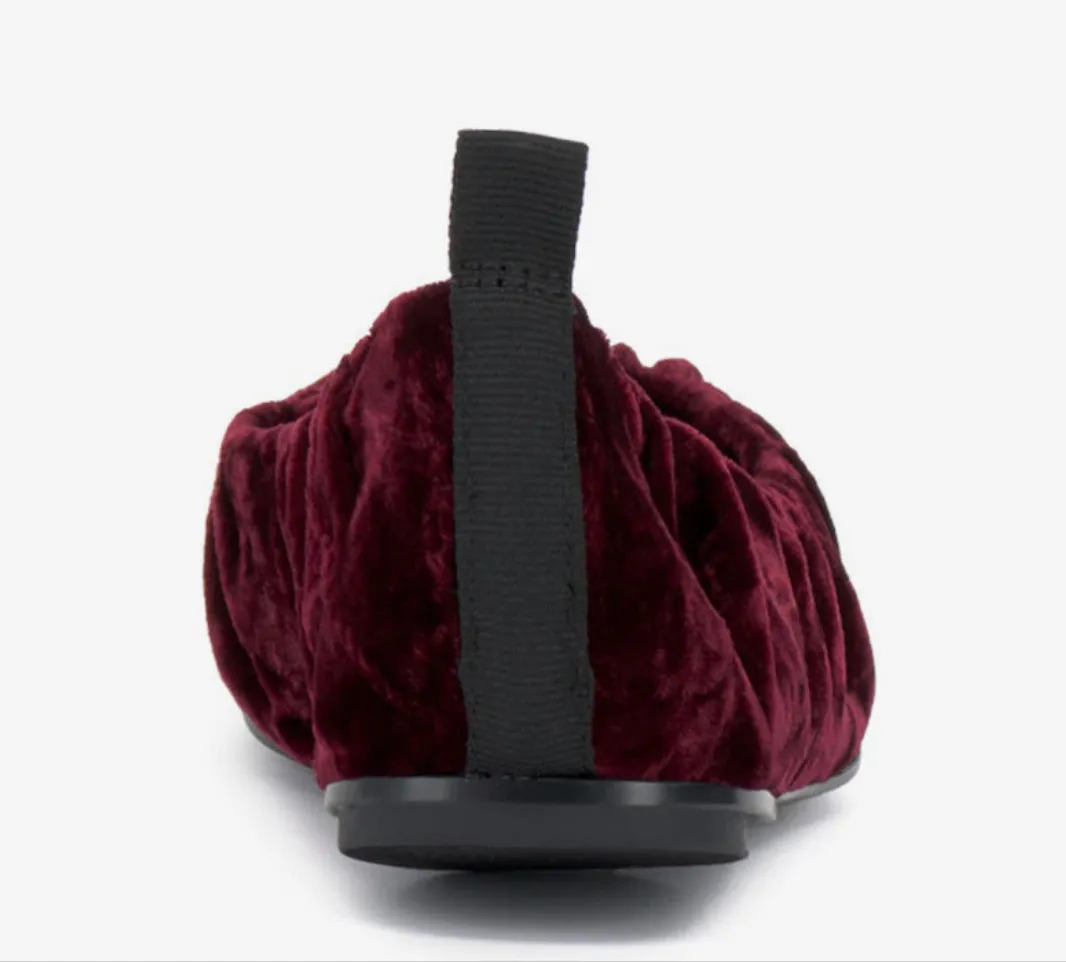 Vince Camuto Verline Flat G112